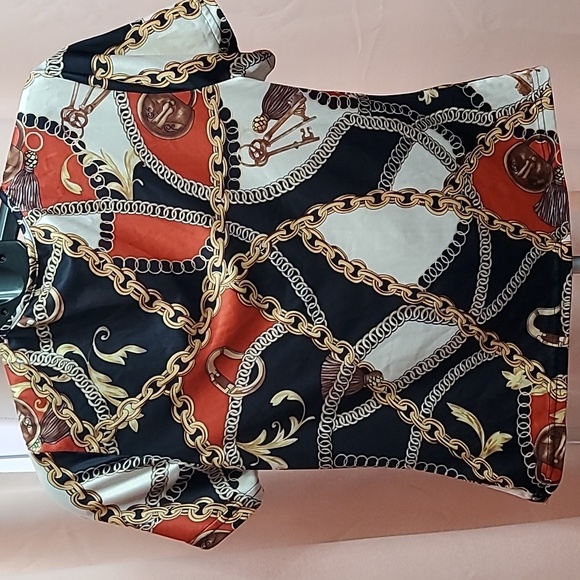 Chain Print Short Sleeve Top - Picture 2 of 2